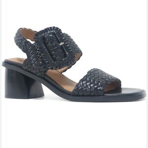 NEW NWT Gentle Souls by Keneth Cole Black Woven Leather Sandals size 9